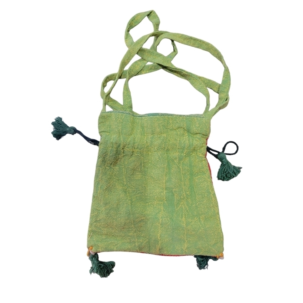 Green Embroidered Elephant Purse - Picture 3 of 4